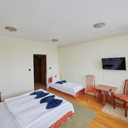 Hotel Lido Retro Balaton Vonyarcvashegy Esterno foto