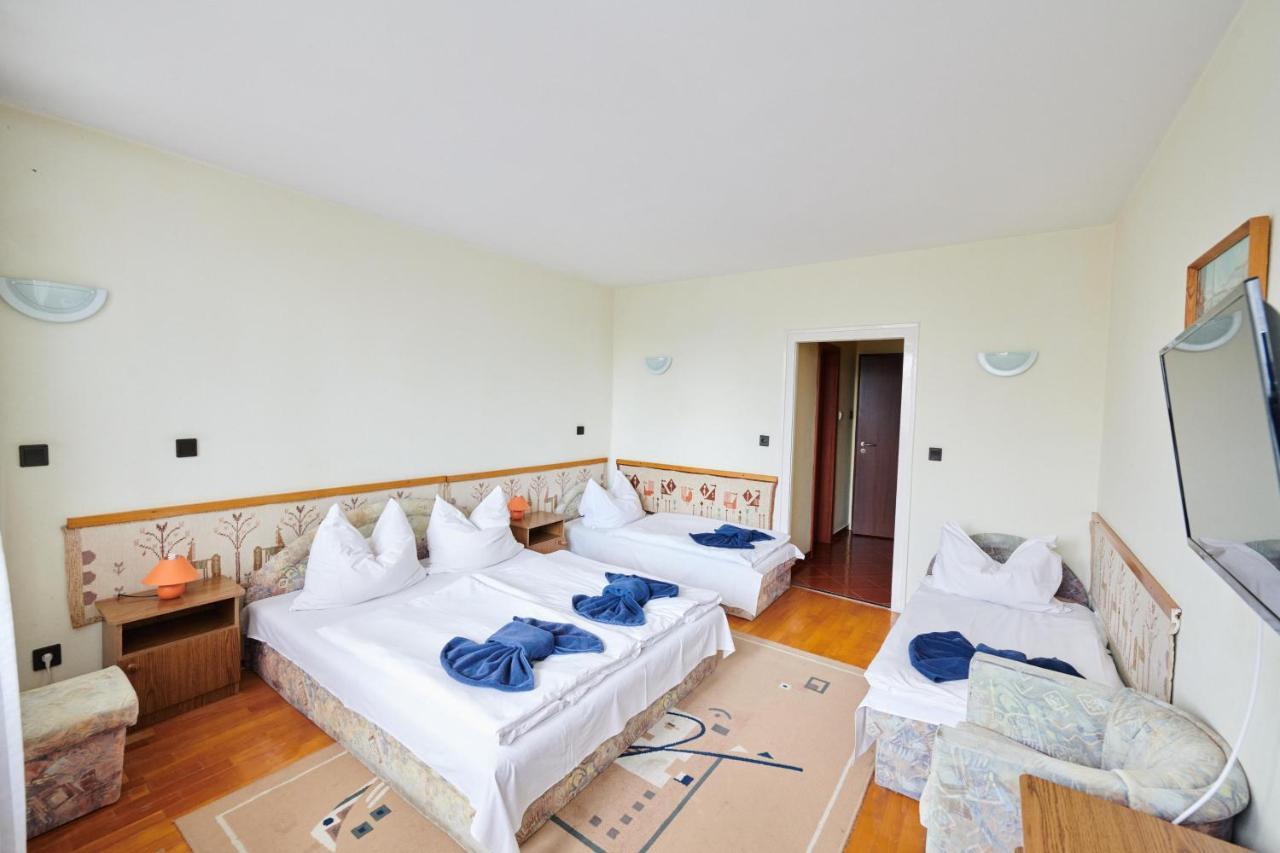 Hotel Lido Retro Balaton Vonyarcvashegy Esterno foto