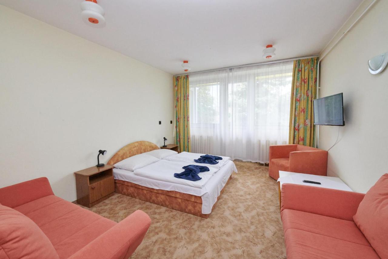 Hotel Lido Retro Balaton Vonyarcvashegy Esterno foto