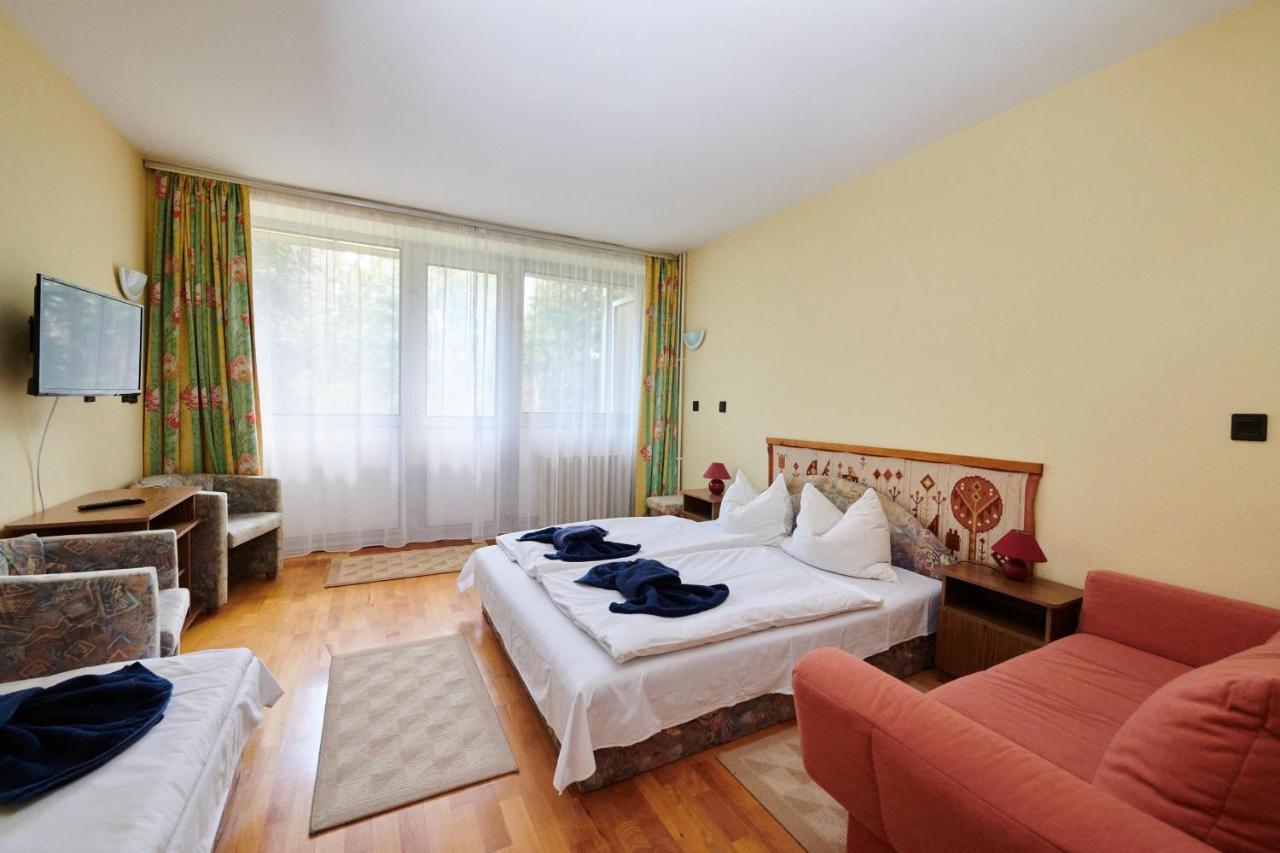 Hotel Lido Retro Balaton Vonyarcvashegy Esterno foto