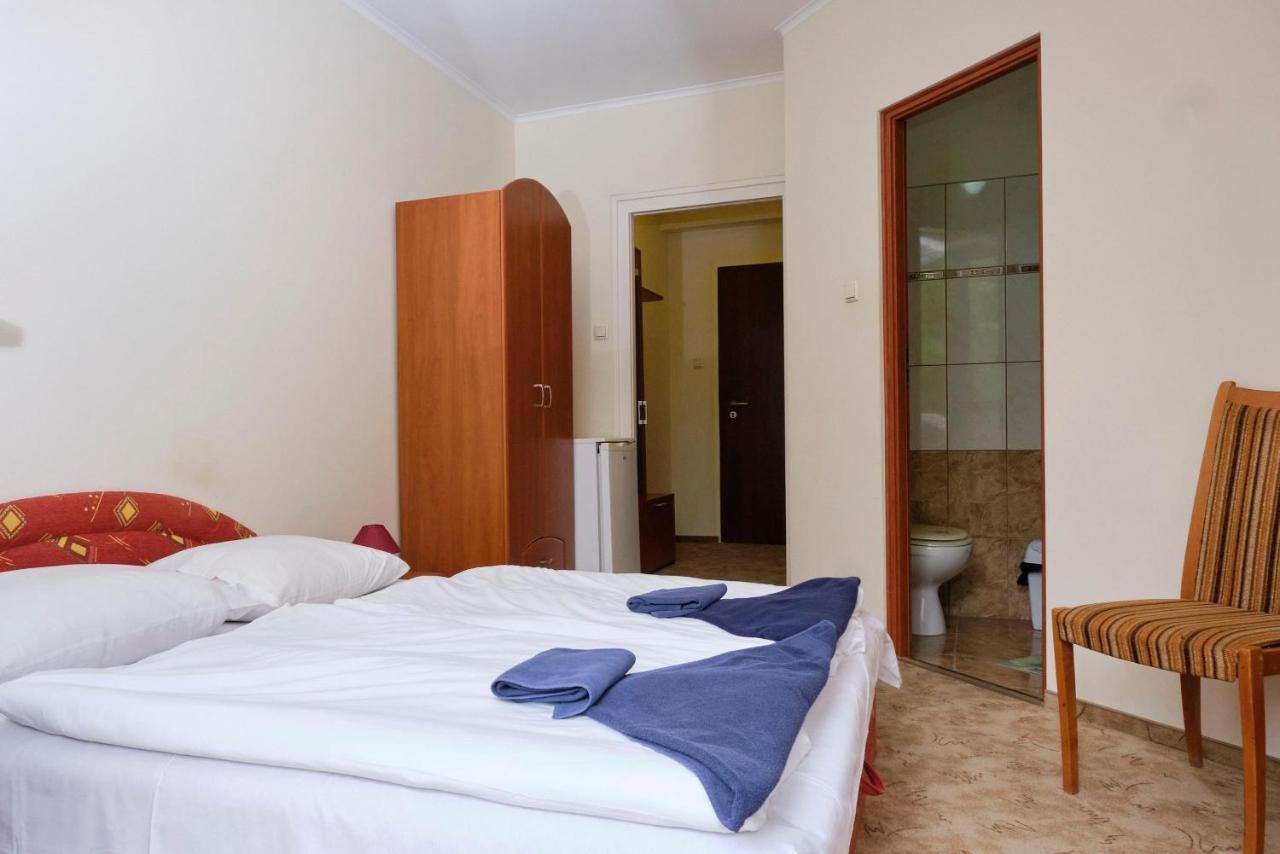 Hotel Lido Retro Balaton Vonyarcvashegy Esterno foto
