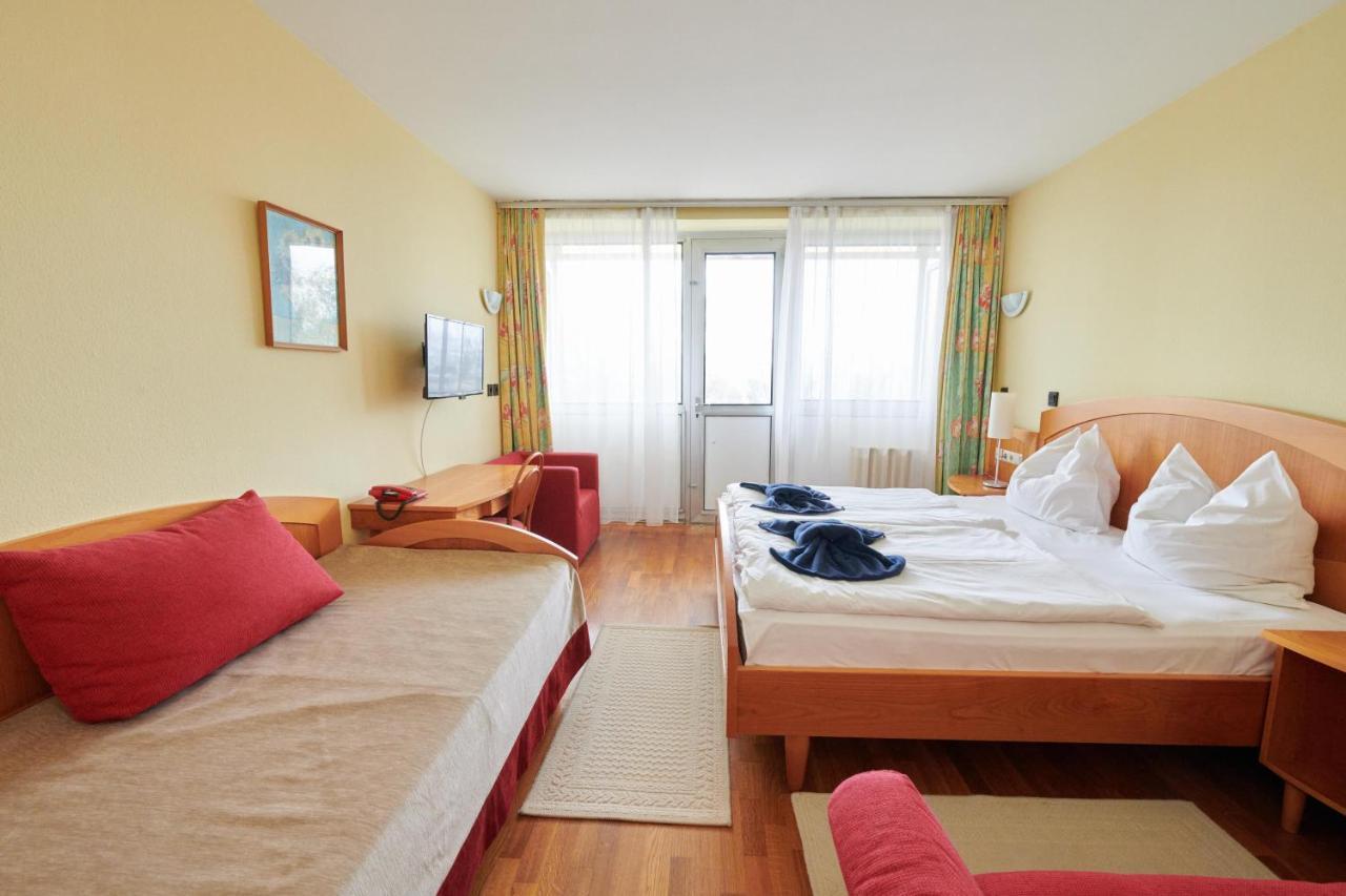 Hotel Lido Retro Balaton Vonyarcvashegy Esterno foto
